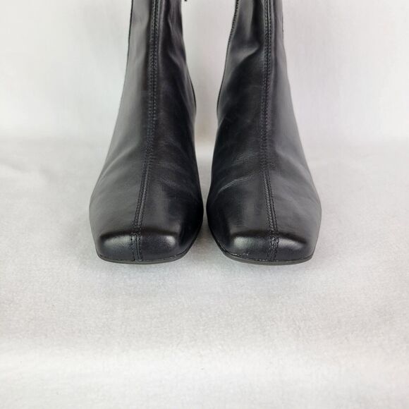 Clarks Womens Ankle Bootie Size 6 Black Leather Square Toe Zip Closure Witchy - Picture 8 of 12